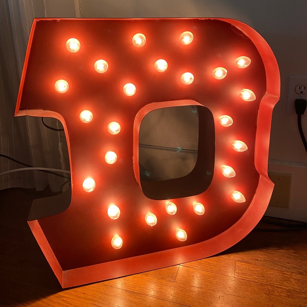 Marquee Letter - D with Lights